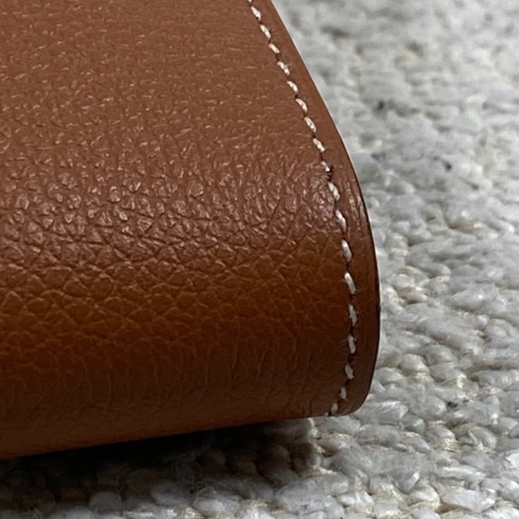 Authentic Pre-Owned Hermes Kelly To Go Gold Evercolor Gold Hardware - Picture 9 of 16